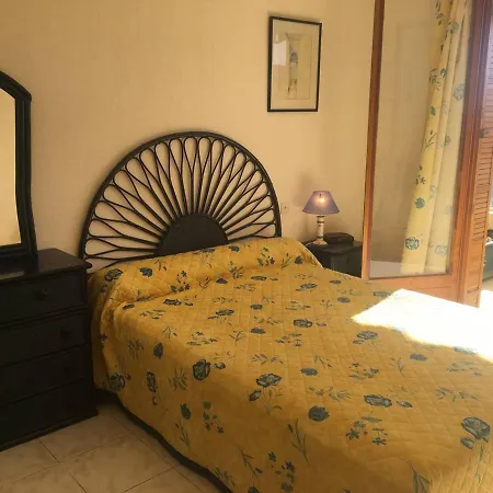 Bormes-les-mimosas, 3 Pieces, 4 Personnes - Fr-1-713-103 Apartmán *